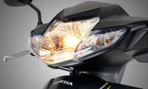 Honda tung phiên bản mới của mẫu xe máy "huyền thoại": Giá bán khiến Wave Alpha "điêu đứng"